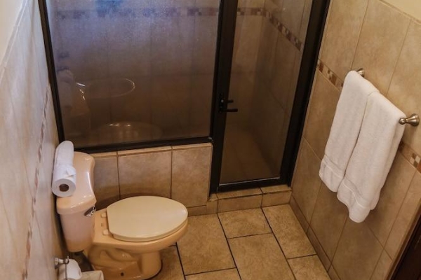 La Riviera Hotel B&B (San Antonio)